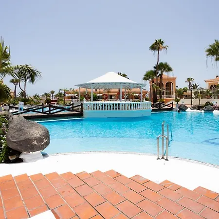 Playa Vistas With Breathtaking Sea View, Only 100 M To The Sea, Heated Pool, Aircondition For A Fee, Wifi Appartement