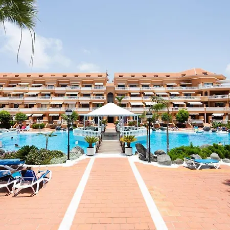 Playa Vistas With Breathtaking Sea View, Only 100 M To The Sea, Heated Pool, Aircondition For A Fee, Wifi *